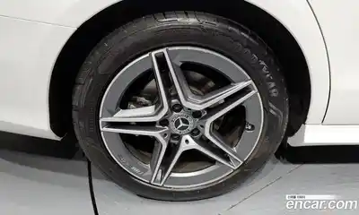 Mercedes-Benz E-Class 2023 2.0 гидро в Москве № 1403302, миниатюра 5