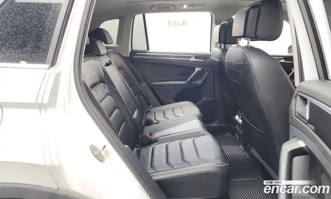 Volkswagen Tiguan 2024 2.0 гидро в Москве № 1405520, фото 16
