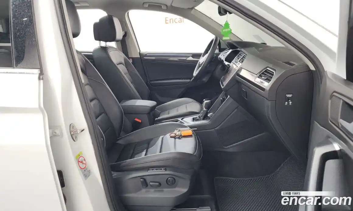 Volkswagen Tiguan 2024 2.0 гидро в Москве № 1405520, фото 17