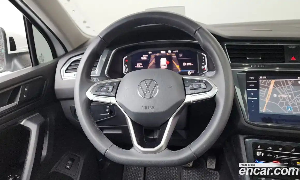 Volkswagen Tiguan 2024 2.0 гидро в Москве № 1405520, фото 18