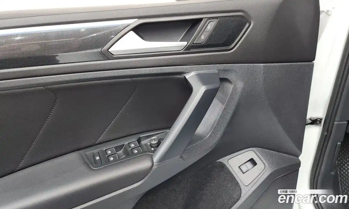 Volkswagen Tiguan 2024 2.0 гидро в Москве № 1405520, фото 28