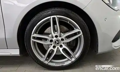 Mercedes-Benz CLA-Class 2018 2.0 гидро в Москве № 1421960, миниатюра 7