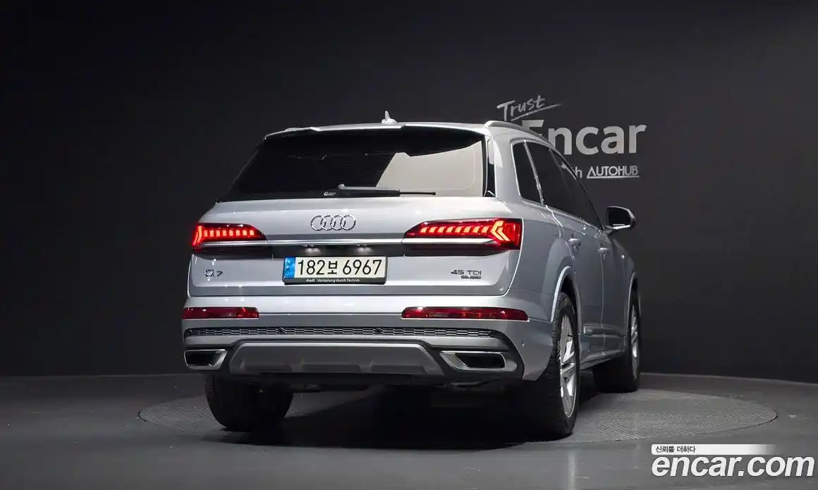 Audi Q7 2021 3.0 гидро в Москве № 1422289, фото 4
