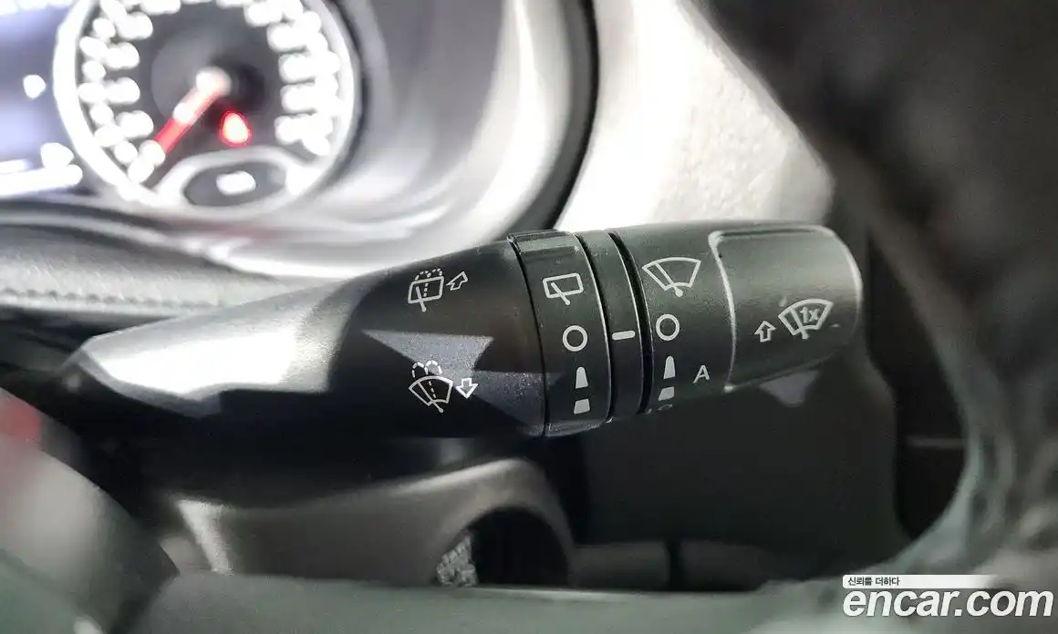 Jeep Renegade 2020 1.6 гидро в Москве № 1424365, фото 28