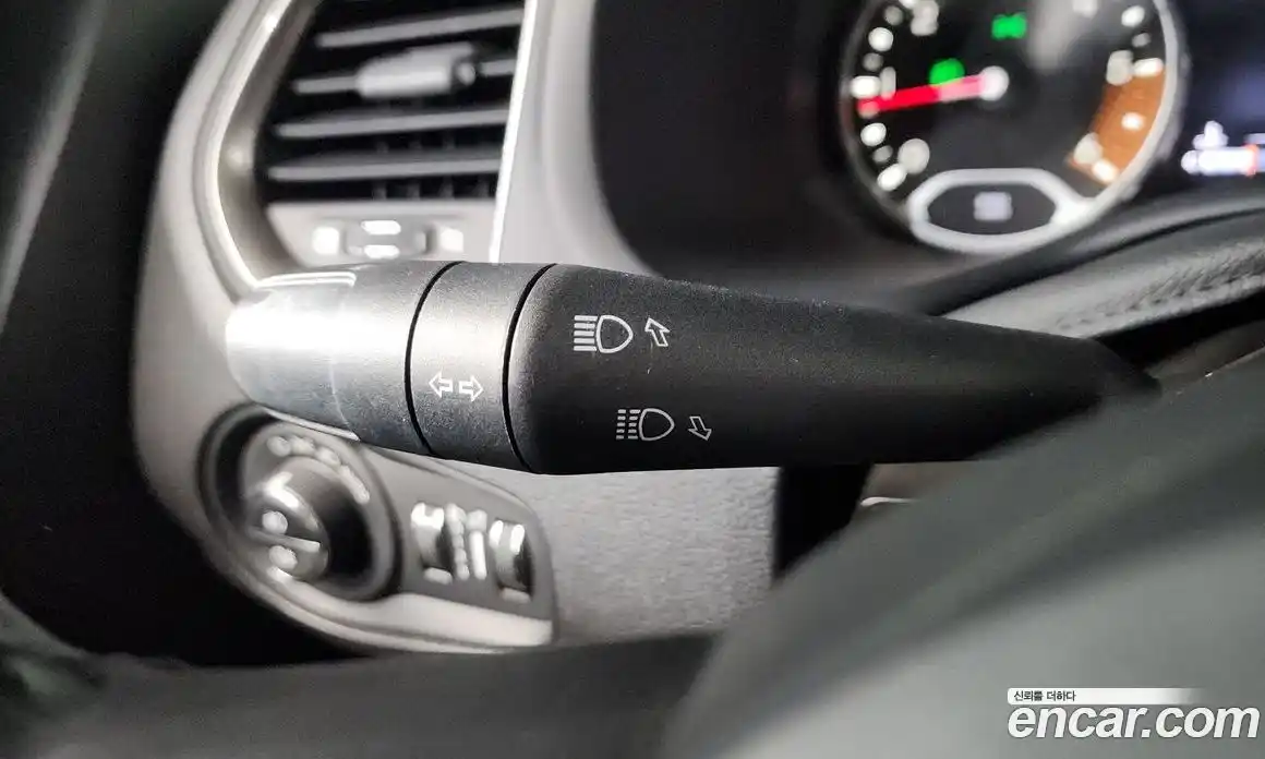 Jeep Renegade 2020 1.6 гидро в Москве № 1424365, фото 29