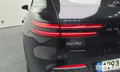 Genesis GV70 2023 2.5 гидро в Москве № 1539044, миниатюра 9