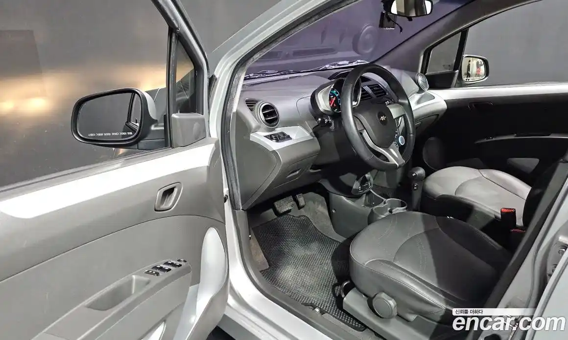 Chevrolet Spark 2014 1.0 гидро в Москве № 1541130, фото 13