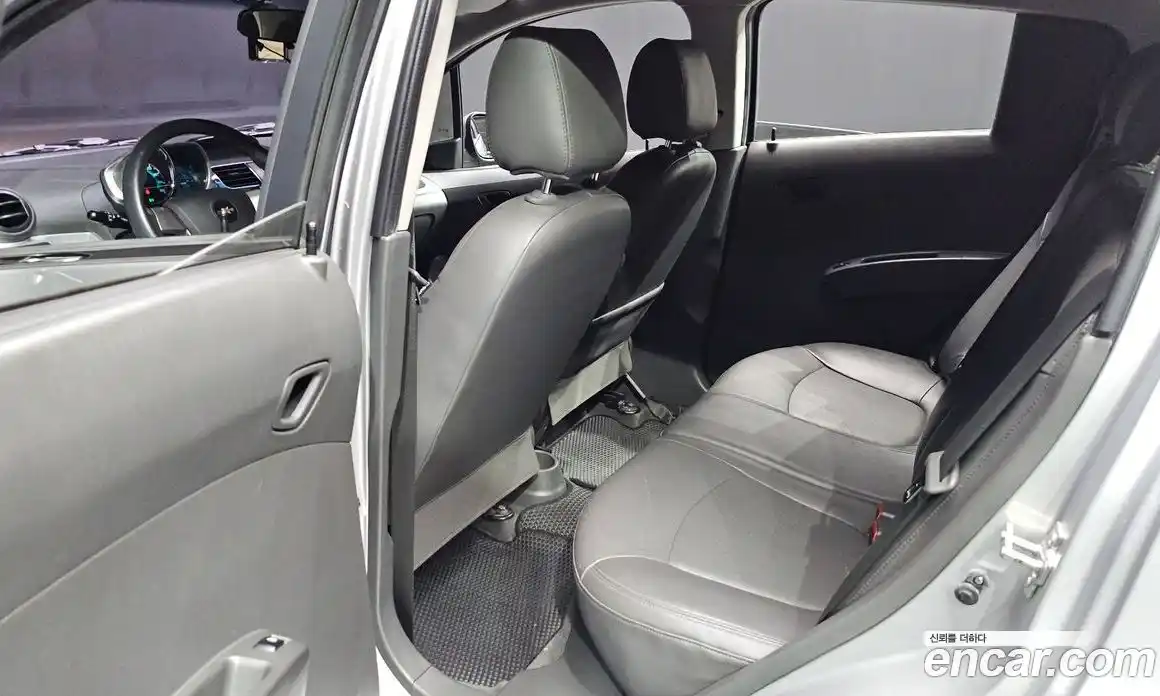 Chevrolet Spark 2014 1.0 гидро в Москве № 1541130, фото 17