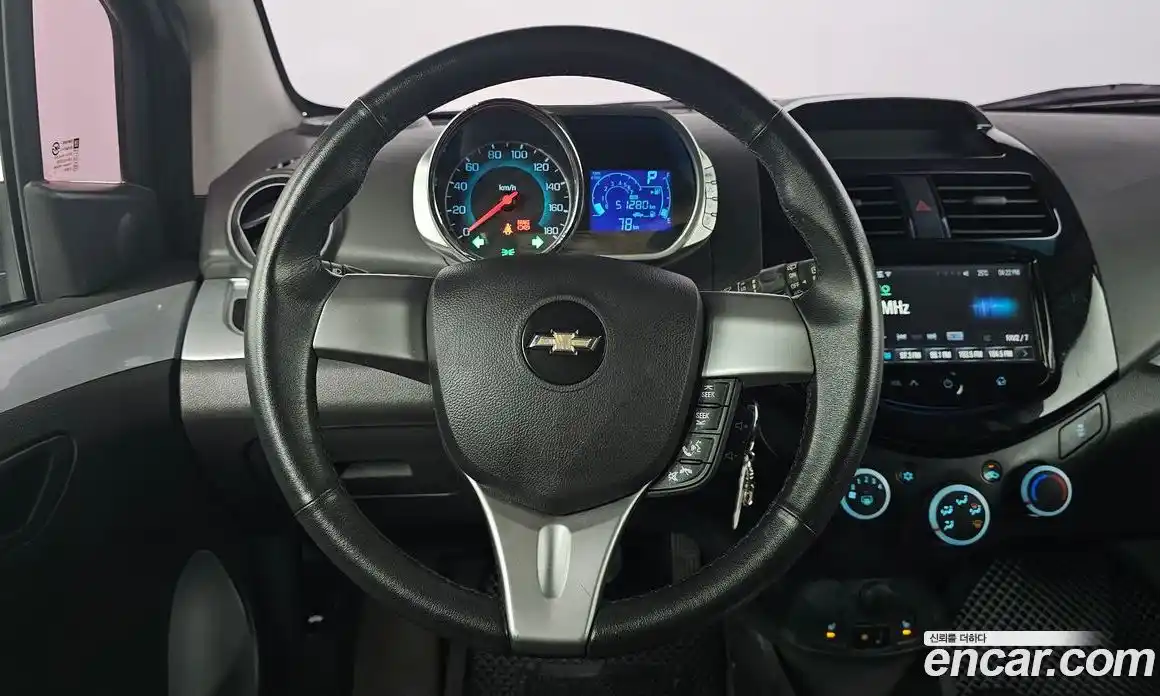 Chevrolet Spark 2015 1.0 гидро в Москве № 1541226, фото 19