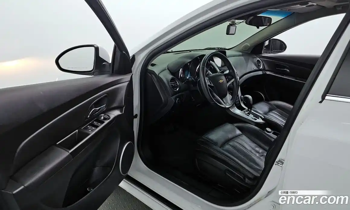 Chevrolet Cruze 2014 1.8 гидро в Москве № 1541680, фото 13