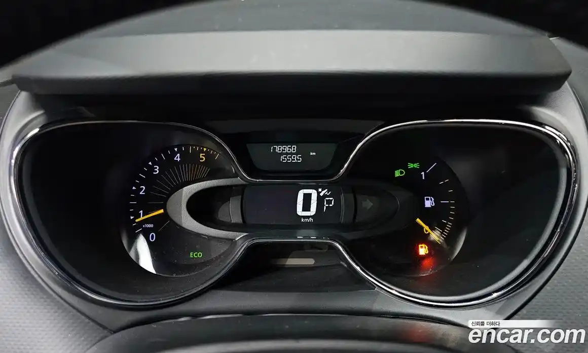 Renault QM3 2015 1.5 гидро в Москве № 1543590, фото 11