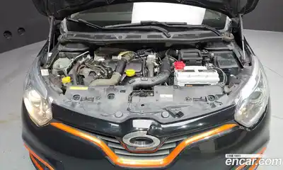 Renault QM3 2015 1.5 гидро в Москве № 1543590, миниатюра 6