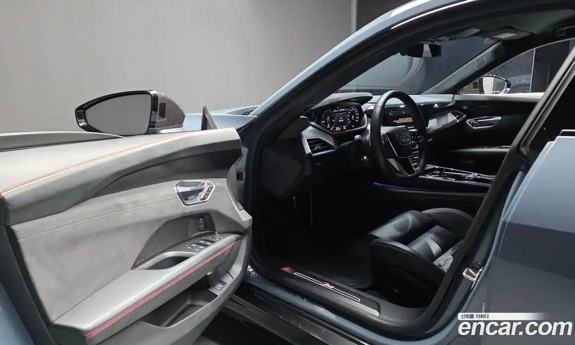 Audi RS e-tron GT 2022 0.1 гидро в Москве № 1546222, фото 13