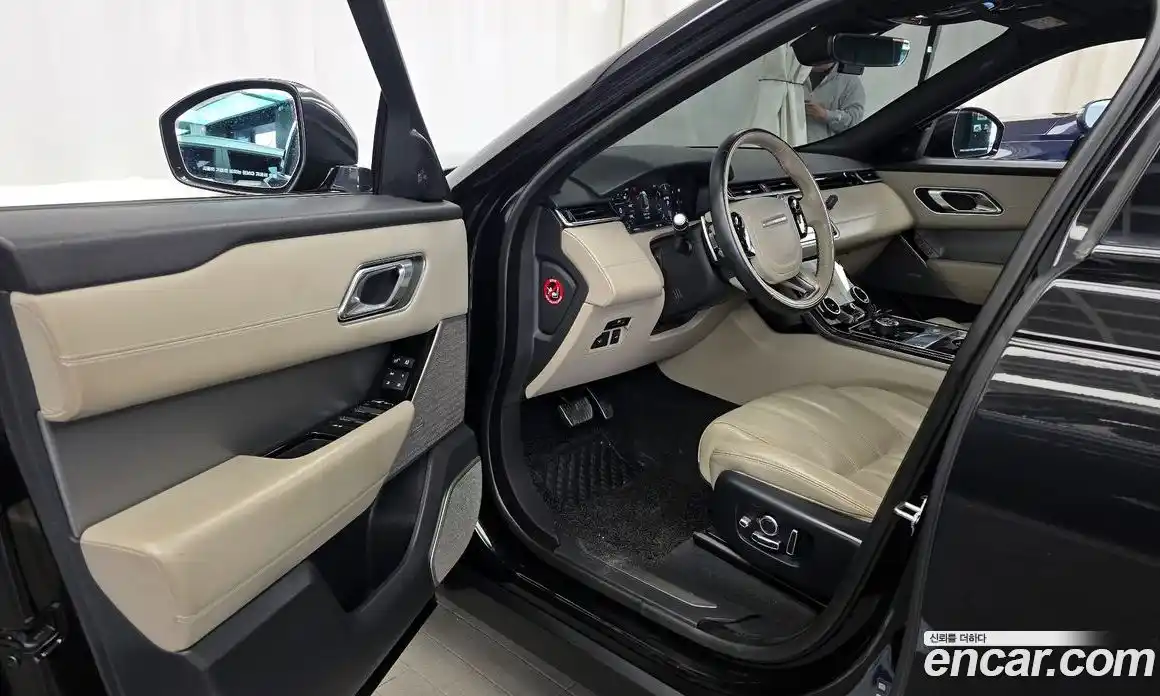 Land Rover Range-Rover Velar 2018 3.0 гидро в Москве № 1547642, фото 13