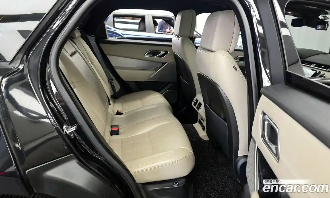 Land Rover Range-Rover Velar 2018 3.0 гидро в Москве № 1547642, фото 17