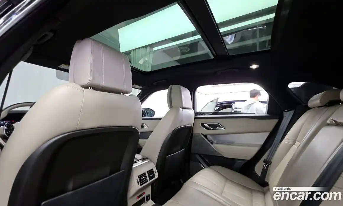 Land Rover Range-Rover Velar 2018 3.0 гидро в Москве № 1547642, фото 24