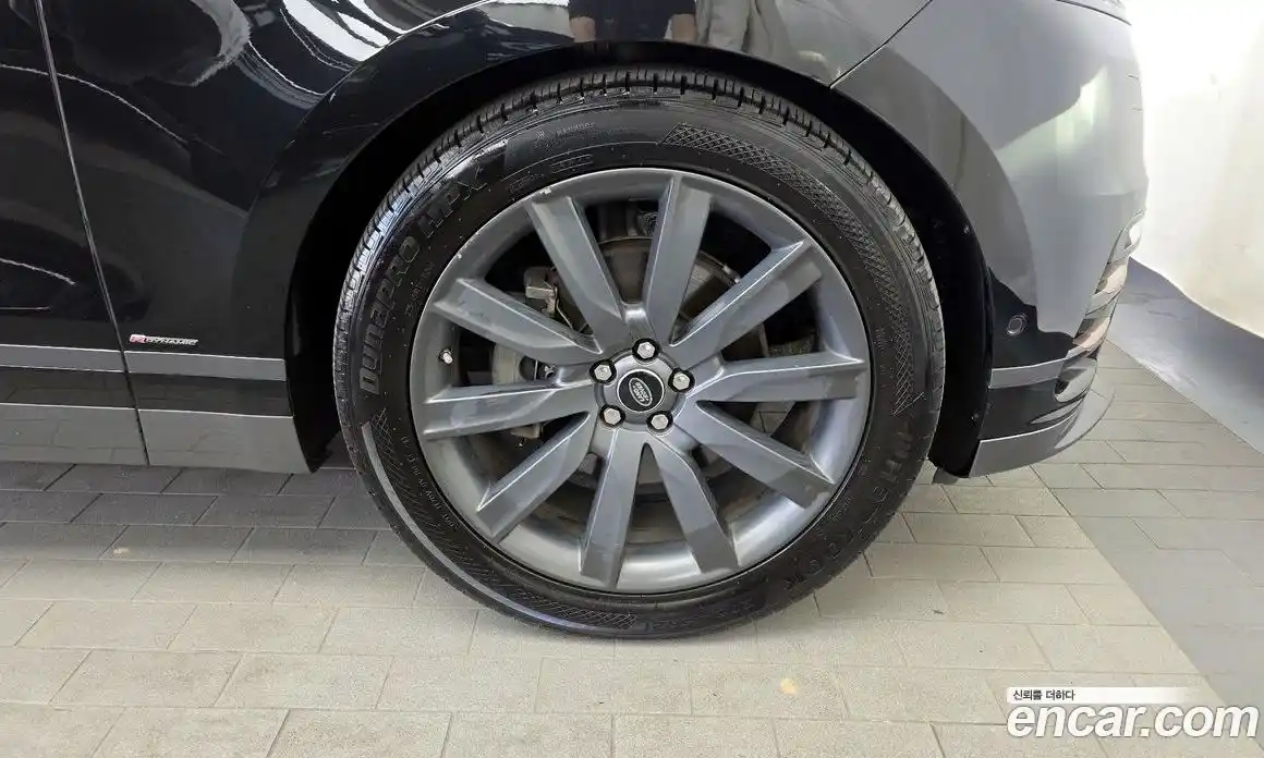 Land Rover Range-Rover Velar 2018 3.0 гидро в Москве № 1547642, фото 7