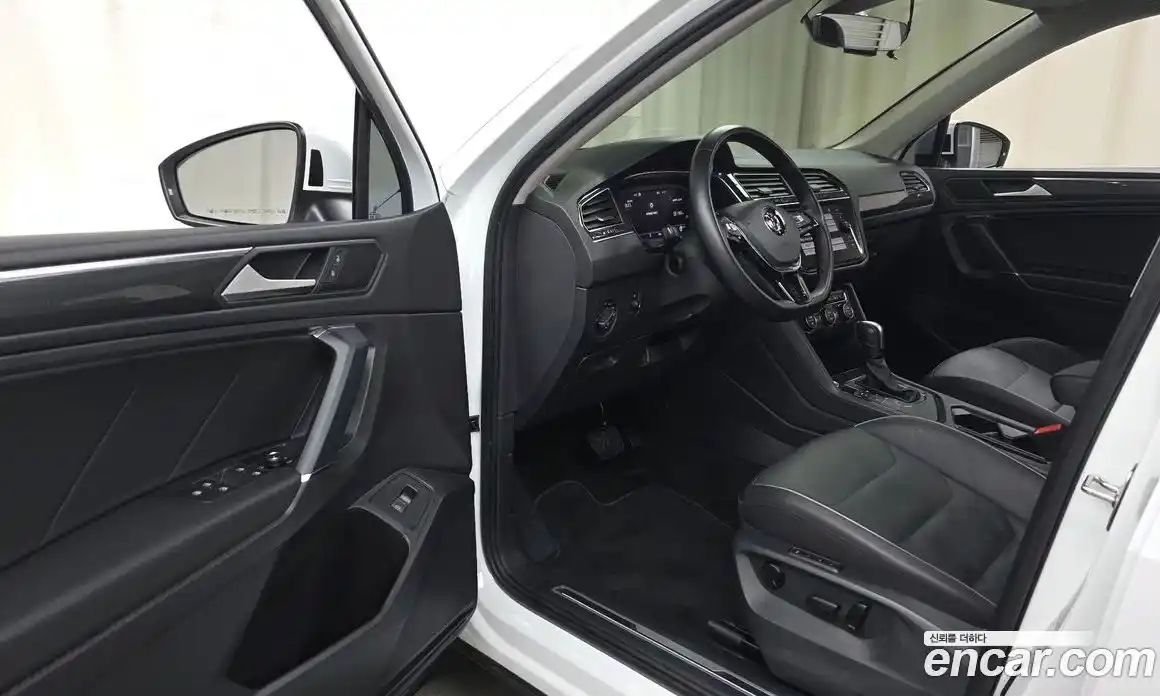 Volkswagen Tiguan 2020 2.0 гидро в Москве № 1549259, фото 13