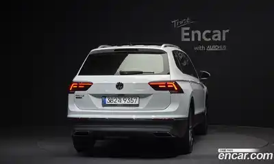 Volkswagen Tiguan 2020 2.0 гидро в Москве № 1549259, миниатюра 4
