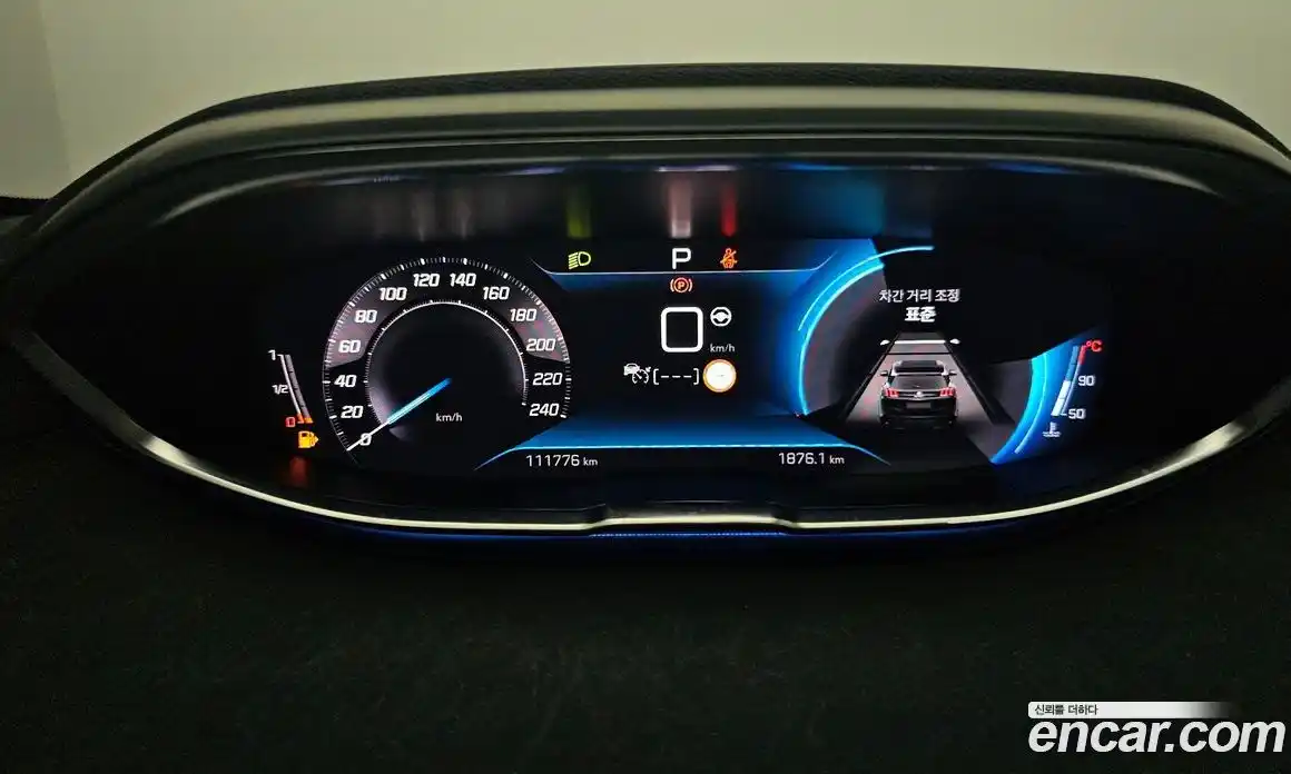 Peugeot 5008 2022 1.2 гидро в Москве, фото 11