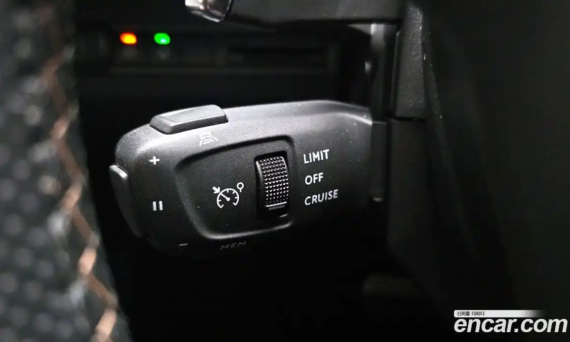 Peugeot 5008 2022 1.2 гидро в Москве, фото 29