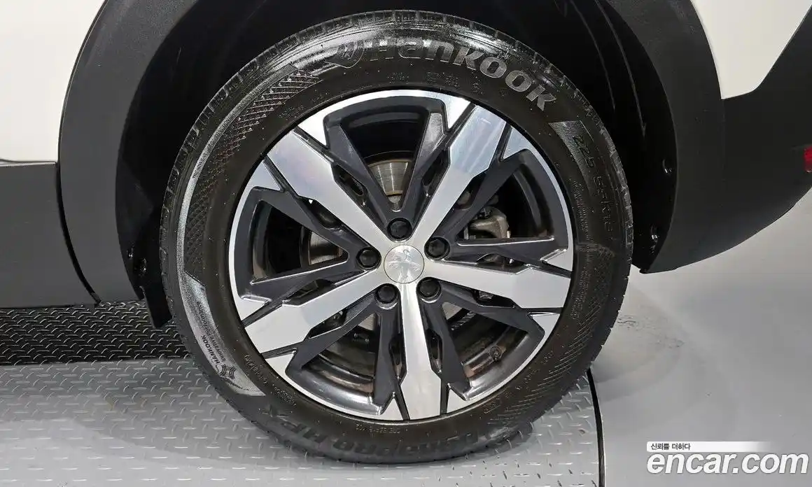 Peugeot 5008 2022 1.2 гидро в Москве, фото 7