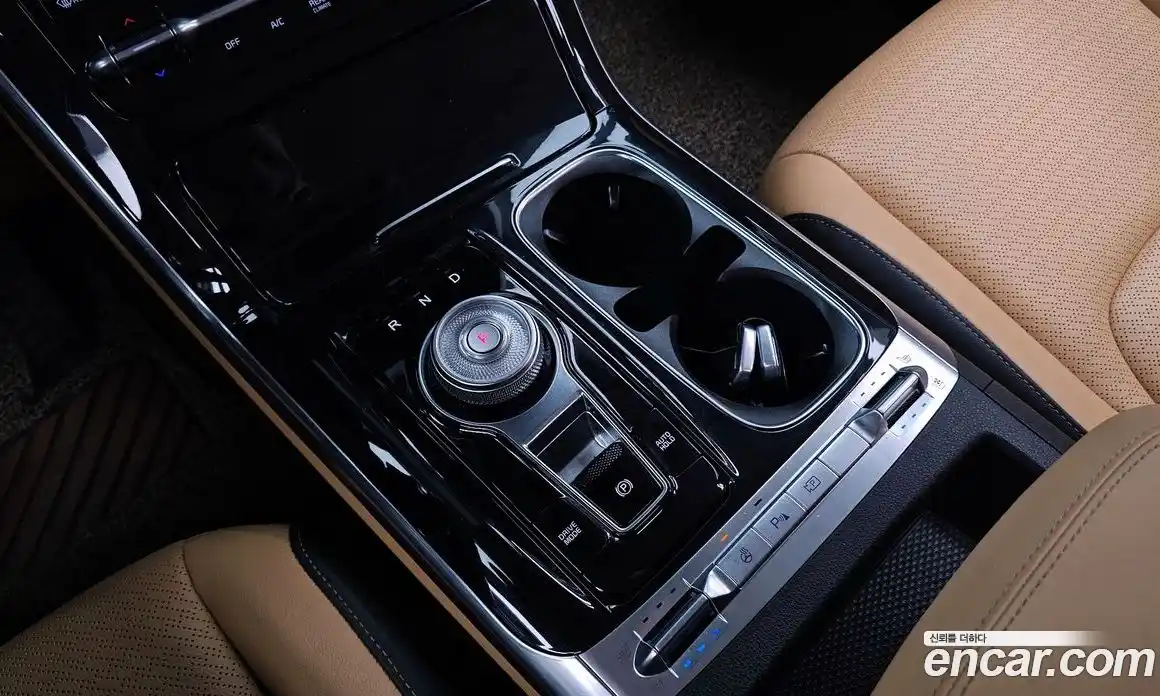 Kia Canival 2020 3.5 гидро в Москве № 1611552, фото 12