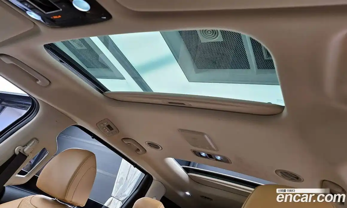Kia Canival 2020 3.5 гидро в Москве № 1611552, фото 25
