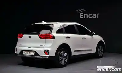 Kia Niro 2021 1.6 гидро в Москве № 1611700, миниатюра 2