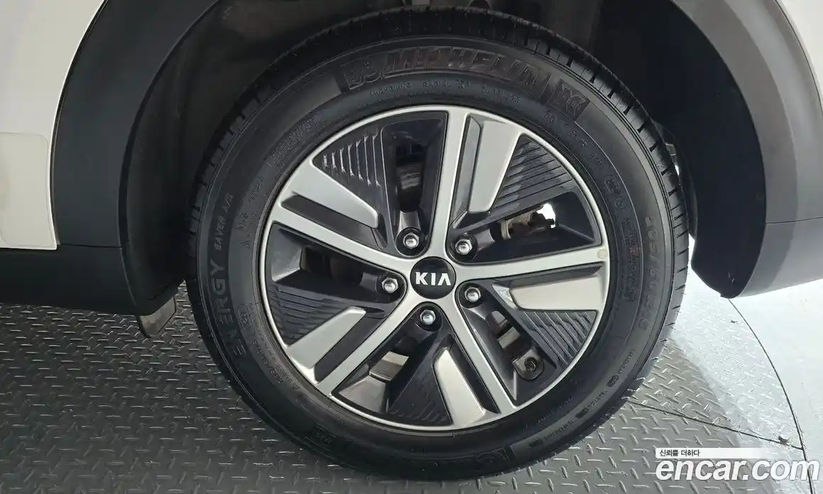 Kia Niro 2021 1.6 гидро в Москве № 1611700, фото 7