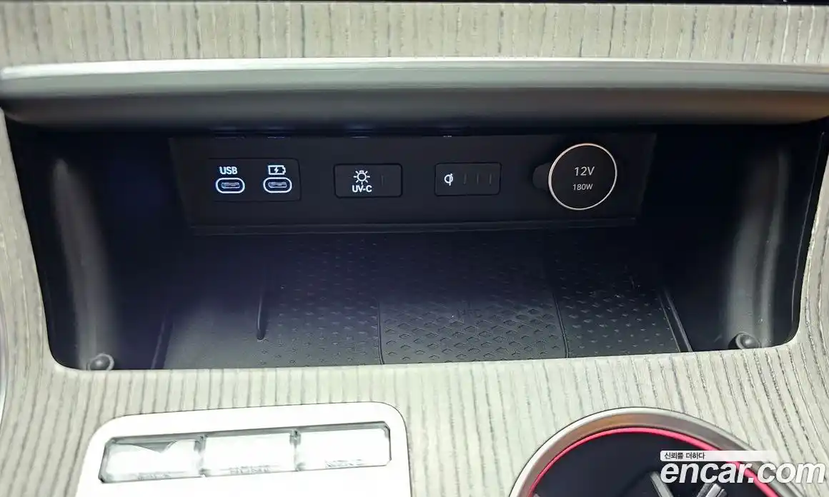 Genesis GV80 2024 2.5 гидро, фото 32