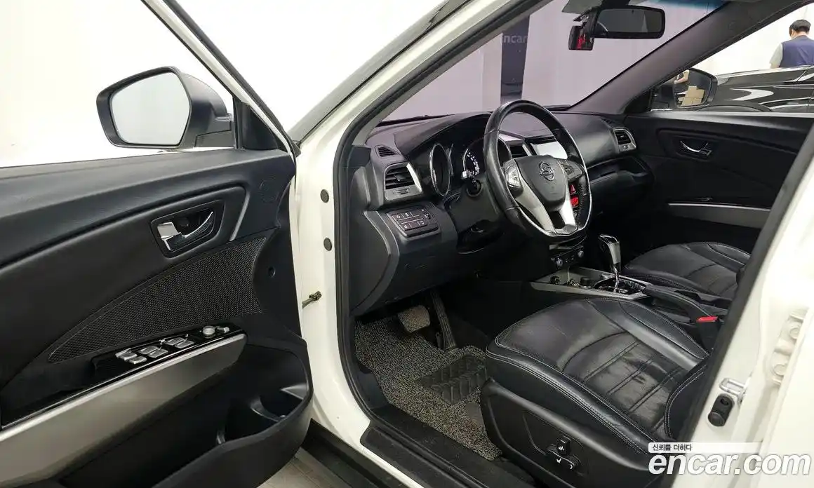SsangYong TIBOLI 2016 1.6 гидро в Москве № 1613226, фото 13