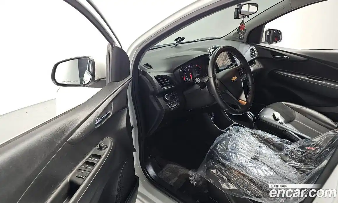 Chevrolet Spark 2015 1.0 гидро в Москве № 1614300, фото 13