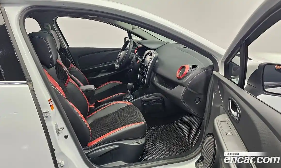 Renault Cilo 2019 1.5 гидро в Москве № 1615271, фото 17