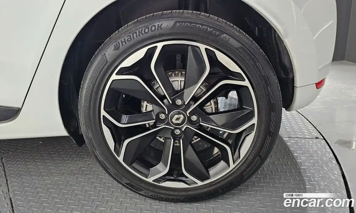Renault Cilo 2019 1.5 гидро в Москве № 1615271, фото 7