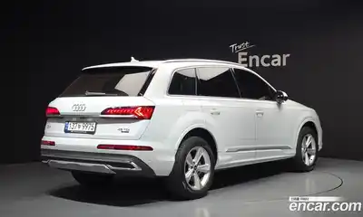 Audi Q7 2022 3.0 гидро в Москве № 1617996, миниатюра 2
