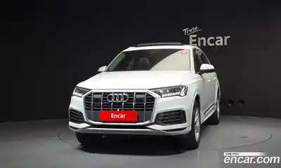 Audi Q7 2022 3.0 гидро в Москве № 1617996, миниатюра 3