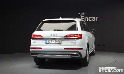 Audi Q7 2022 3.0 гидро в Москве № 1617996, миниатюра 4