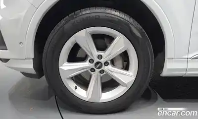 Audi Q7 2022 3.0 гидро в Москве № 1617996, миниатюра 5