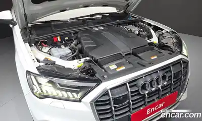 Audi Q7 2022 3.0 гидро в Москве № 1617996, миниатюра 6