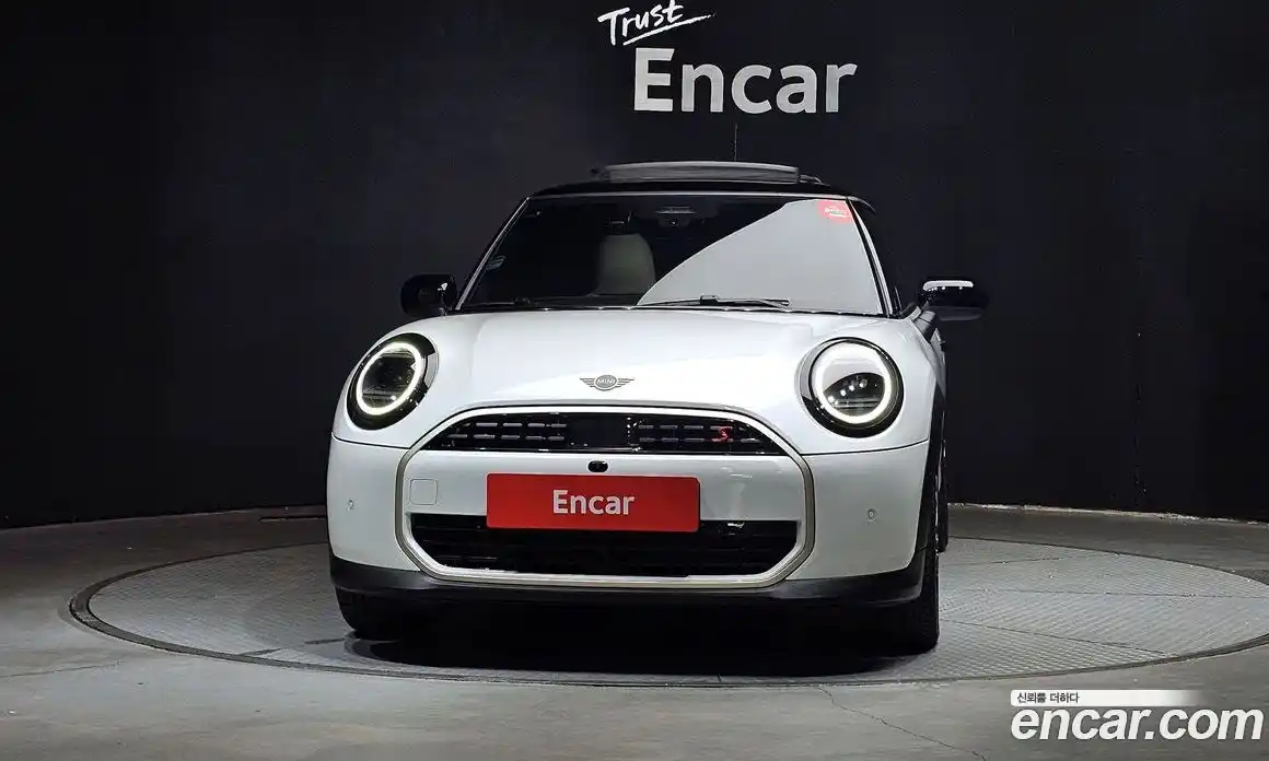 Mini Cooper 2024 2.0 гидро в Москве № 1619976, фото 3