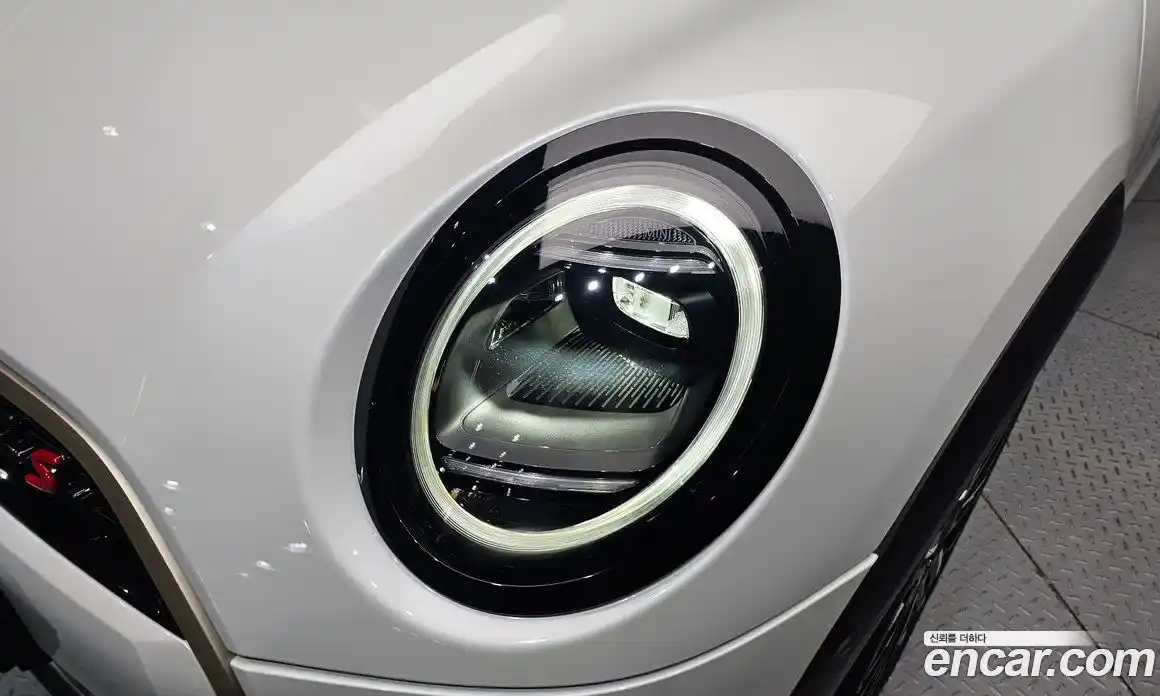Mini Cooper 2024 2.0 гидро в Москве № 1619976, фото 8