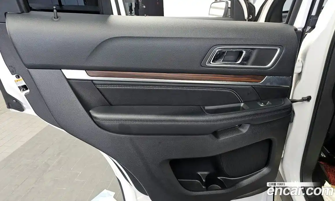 Ford Explorer 2017 2.3 гидро в Москве № 1624977, фото 15