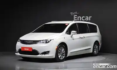 Chrysler Pacifica, 2020
