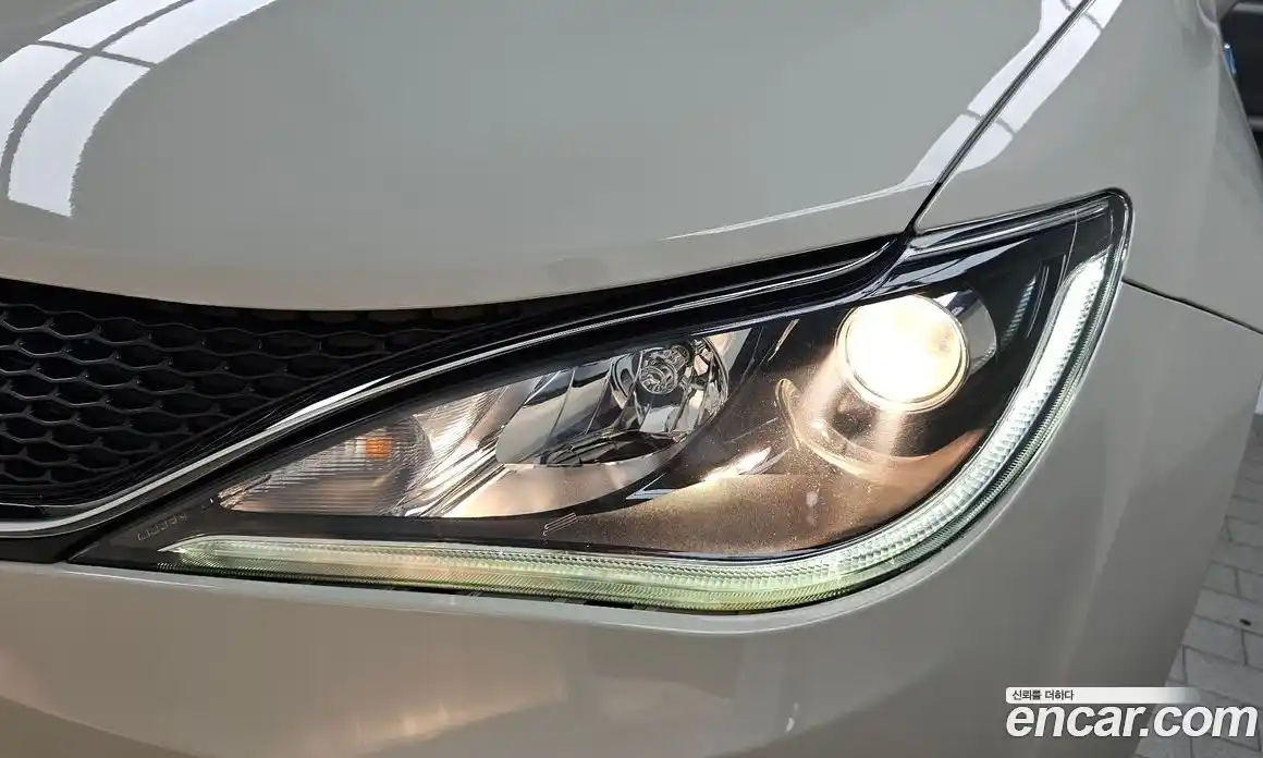 Chrysler Pacifica 2020 3.6 гидро в Москве № 1626062, фото 8