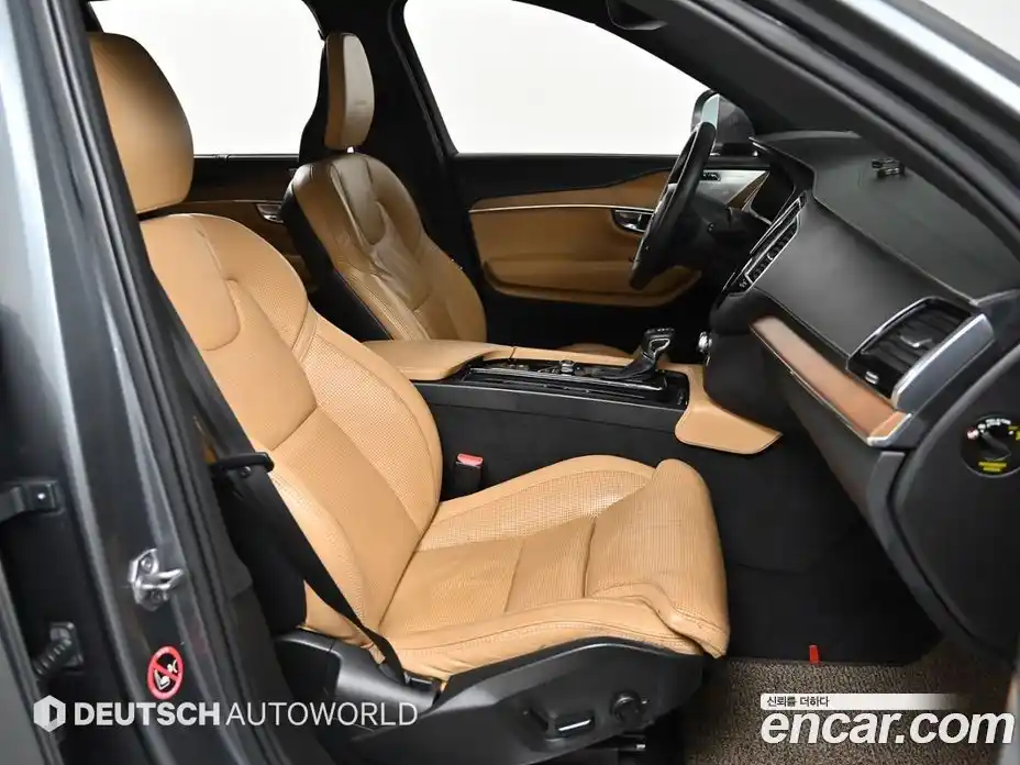 Volvo XC90 2018 2.0 гидро в Москве № 164883, фото 8