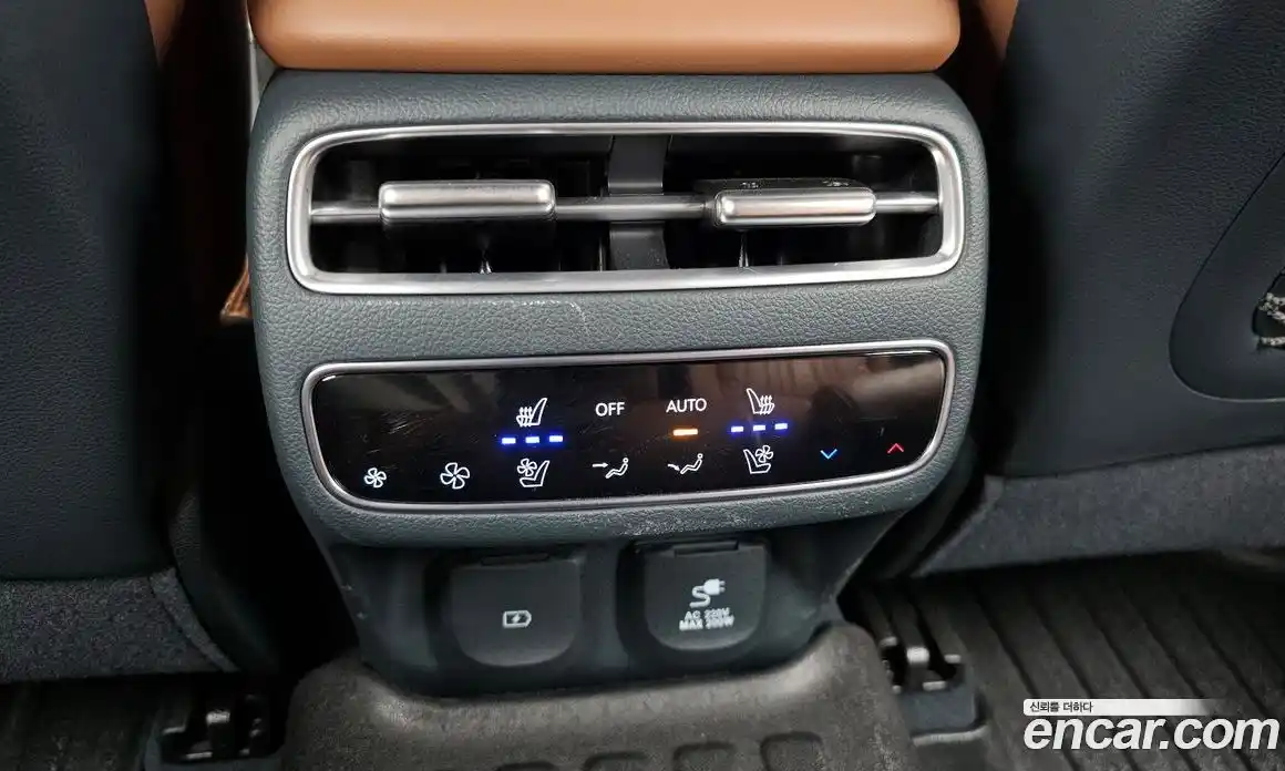 Genesis GV70 2025 2.5 гидро в Москве № 1685213, фото 25