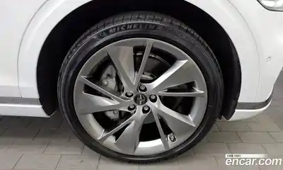 Genesis GV70 2025 2.5 гидро в Москве № 1685213, миниатюра 7
