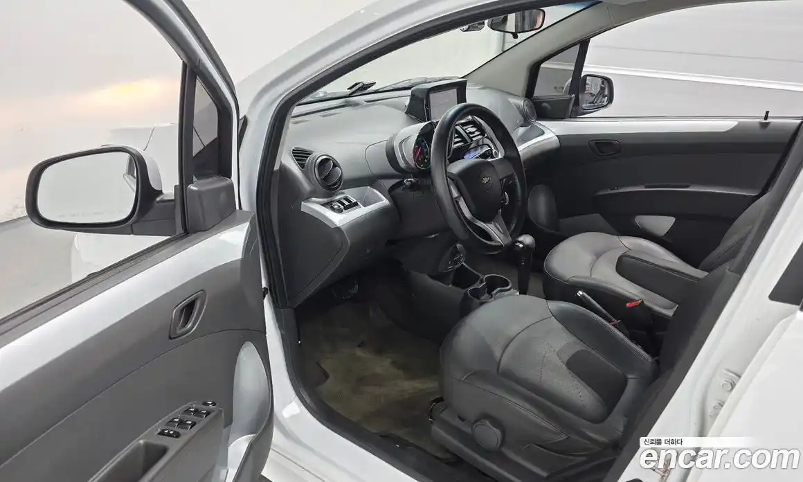 Chevrolet Spark 2014 1.0 гидро в Москве № 1687268, фото 13