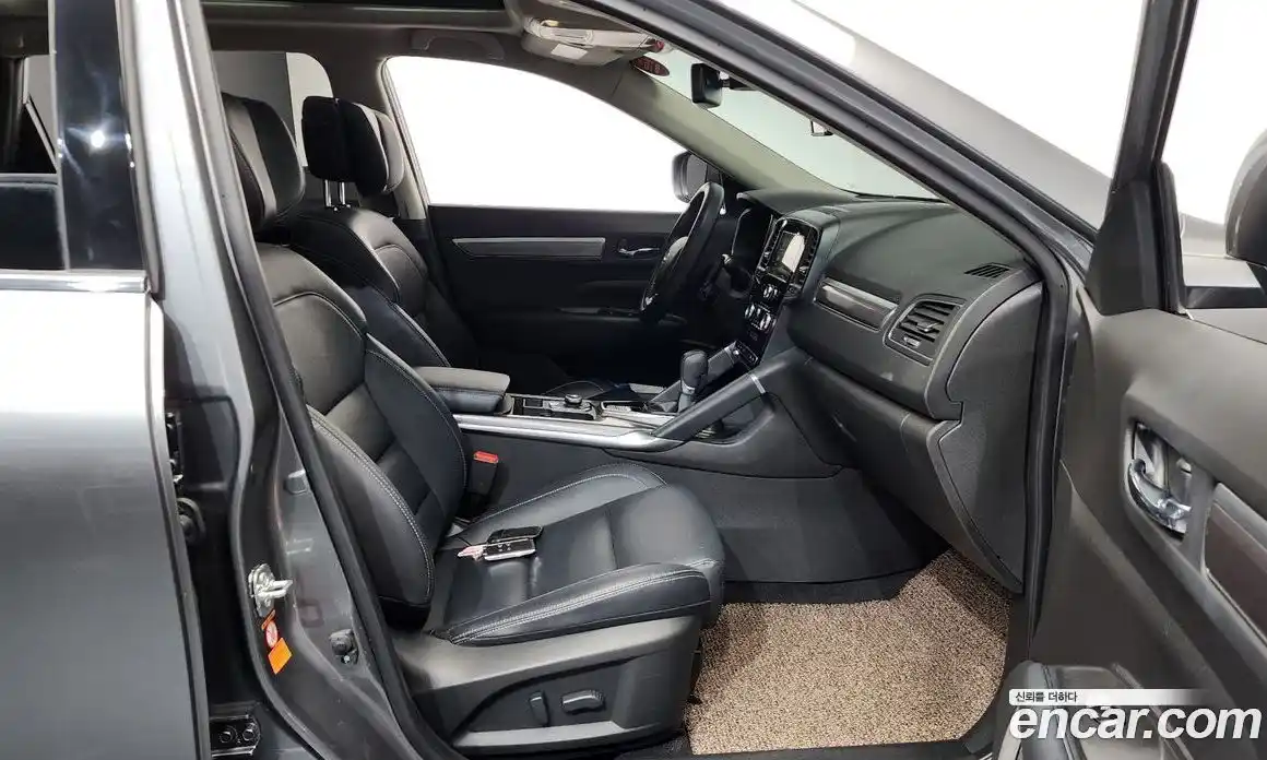 Renault QM6 2018 2.0 гидро в Москве № 1688637, фото 17